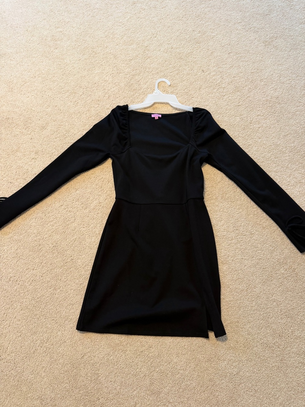 Francesca's Collections Black Long-Sleeve Square-Neck Kids Dress